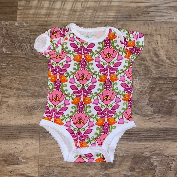 Vera Bradley baby onesie 3-6 month - Picture 1 of 3